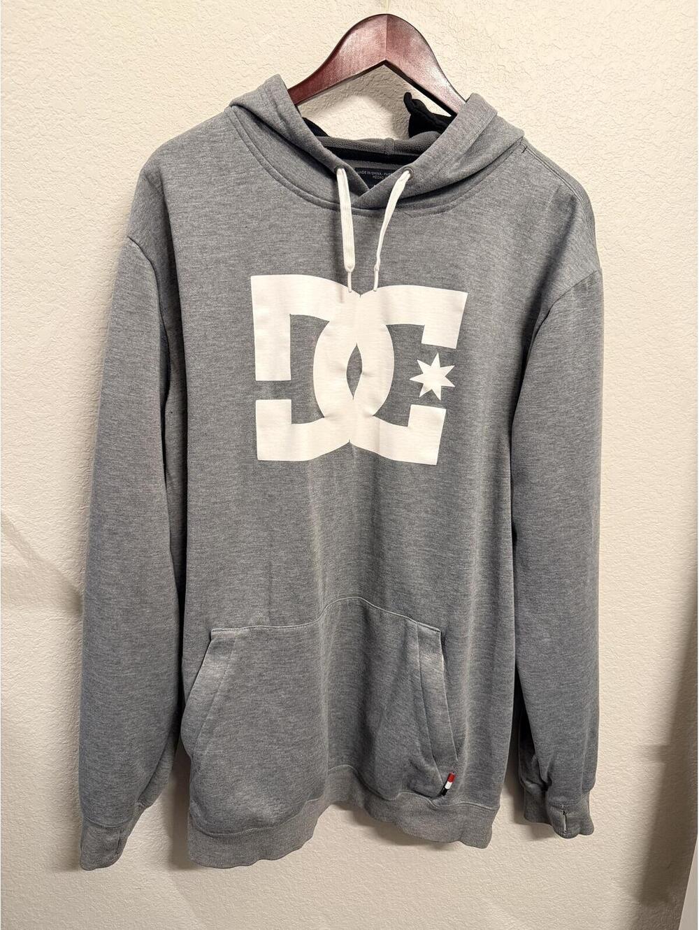 DC Shoes Resistance Series Hoodie Gray Pullover Skate Sweatshirt Men’s XL